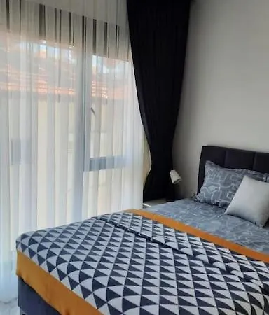 Gem Chic 2 - Br Апартаменты